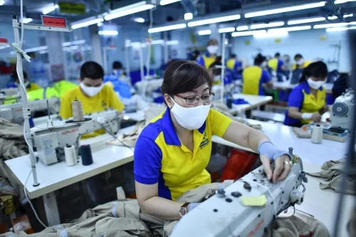 Gỡ khó cho ngành dệt may những tháng cuối năm 2022