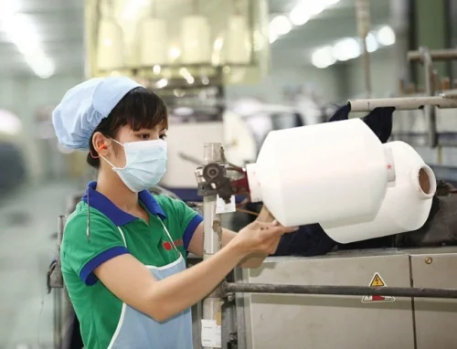 Việt Nam Sắp Có Trung Tâm Siêu Nguyên Liệu Cho Ngành Dệt May và Giày Dép Vào Năm 2025